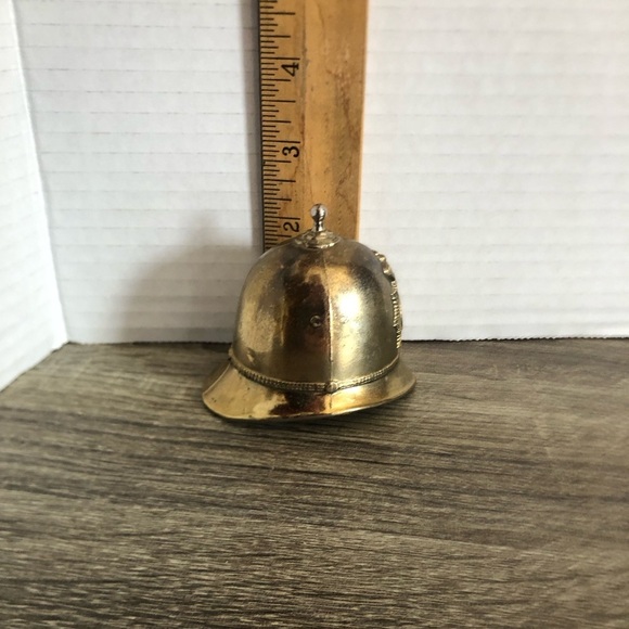 Vtg E R Metropolitan Police Helmet Bell - Picture 14 of 15
